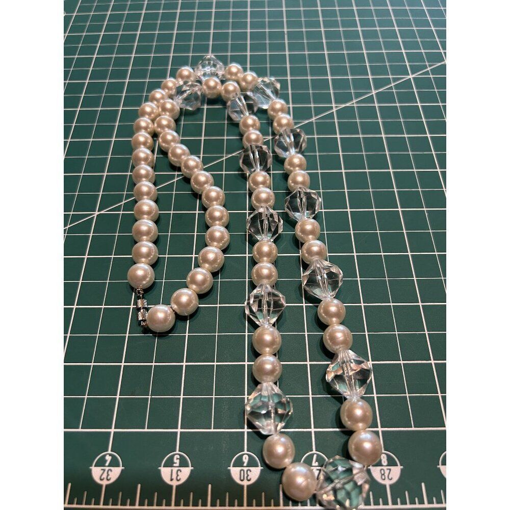 Vintage Faux Pearl & Crystal Bead Necklace
